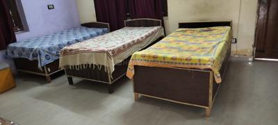 Bedroom Image of Living point PG in Sector 70, Noida