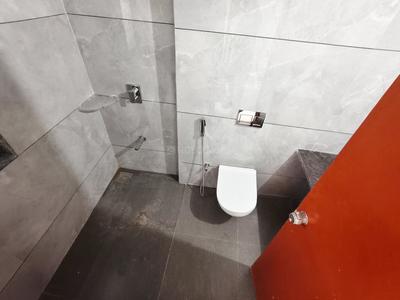 Bathroom Image of 2350 Sq.ft 3 BHK Apartment / Flat for rent in Shiv Shivalay Sharnam, Kudasan Gandhinagar for Rs. 29000