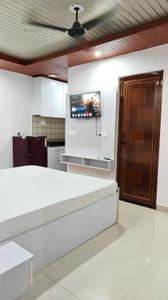 1 RK Independent Builder Floor
