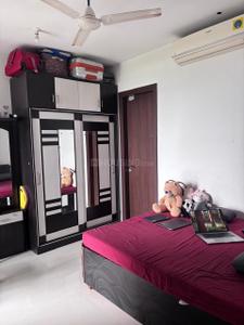 Bedroom Image of 1250 Sq.ft 2 BHK Apartment / Flat for sale in Sunteck Signia Waterfront, Airoli Navi Mumbai for Rs. 26000000