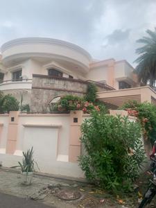 Image of 8500 Sq.ft 6 BHK Independent House for sale in Gomti Nagar, Lucknow for Rs. 85000000