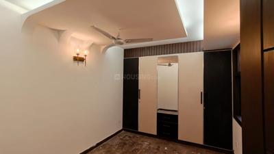 Bedroom Image of 1500 Sq.ft 3 BHK Apartment / Flat for rent in Azad Apartments, Kalu Sarai New Delhi for Rs. 110000
