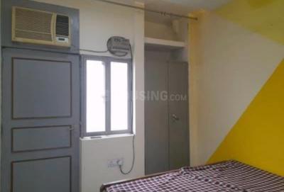 Bedroom Image of 950 Sq.ft 2 BHK Builder Floor for rent in Sant Nagar New Delhi for Rs. 40000