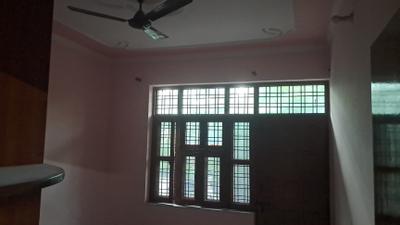 Bedroom Image of 1800 Sq.ft 3 BHK Builder Floor for rent in Sector 9 Gurgaon for Rs. 40000