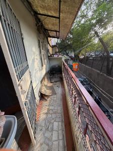 Balcony Image of 1300 Sq.ft 3.5 BHK Builder Floor for sale in Dilshad Garden New Delhi for Rs. 11500000