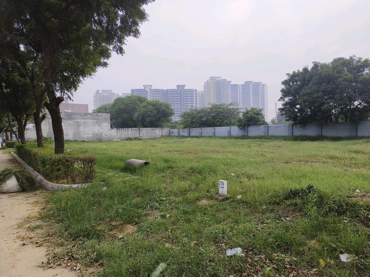 Vatika Express City Plots Main Image 1