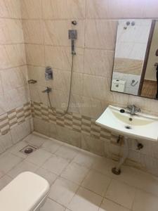 Bathroom Image of 1000 Sq.ft 2 BHK Independent House for sale in Lajpat Nagar New Delhi for Rs. 16000000