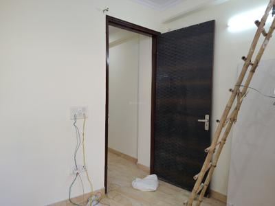 Bedroom Image of 800 Sq.ft 2 BHK Apartment / Flat for sale in Chhattarpur New Delhi for Rs. 5800000