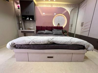 Bedroom Image of MAHARAJA LUXURY COLIVING PG BOYS AND GIRLS  in Sector 32 Sohna, Gurgaon