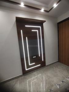 Bedroom Image of 1000 Sq.ft 3 BHK Builder Floor for sale in Uttam Nagar New Delhi for Rs. 5800000