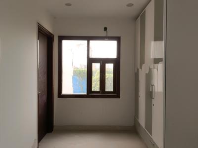 Bedroom Image of 1200 Sq.ft 3 BHK Builder Floor for sale in Sector 22 Rohini New Delhi for Rs. 10800000