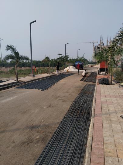 Skywhales Vienna Greens Main Image 1