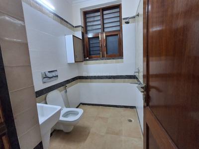 Image of 1850 Sq.ft 3 BHK Apartment / Flat for rent in Mahindra Chloris, Sector 19, Faridabad for Rs. 55000
