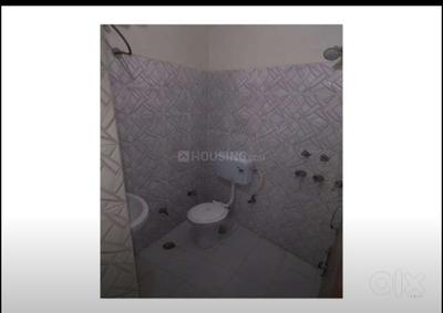 Bathroom Image of 1200 Sq.ft 2 BHK Builder Floor for rent in Thakurpur Dehradun for Rs. 15000