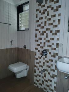 Common Bathroom Image of 533 Sq.ft 1 BHK Apartment / Flat for rent in Kasarvadavali Thane for Rs. 18000