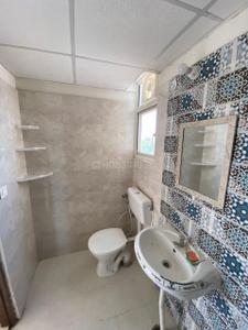 Bathroom Image of 670 Sq.ft 2 BHK Apartment / Flat for sale in Signature Global Global Proxima II, Sector 89 Gurgaon for Rs. 7400000