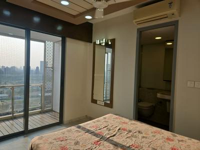Bedroom Image of 1600 Sq.ft 3 BHK Apartment / Flat for sale in Lodha New Cuffe Parade, Sion Mumbai for Rs. 49000000