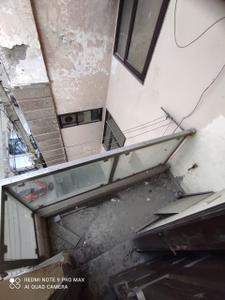 Balcony Image of 750 Sq.ft 3 BHK Builder Floor for sale in Vikaspuri New Delhi for Rs. 10500000
