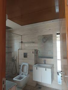 Bathroom Image of 4500 Sq.ft 4 BHK Builder Floor for rent in Panchsheel Park New Delhi for Rs. 275000