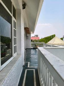Bedroom Three Image of 3300 Sq.ft 4 BHK Builder Floor for rent in DLF Phase 3 Gurgaon for Rs. 150000