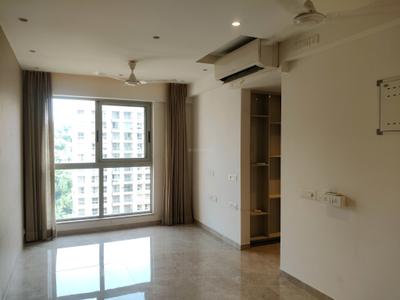 Living Room Image of 553 Sq.ft 1 BHK Apartment / Flat for sale in Hiranandani Regent Hill A B C D And E Wing, Powai Mumbai for Rs. 18800000
