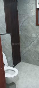 Bathroom Image of 1250 Sq.ft 2 BHK Independent House for rent in Indira Nagar Lucknow for Rs. 15000
