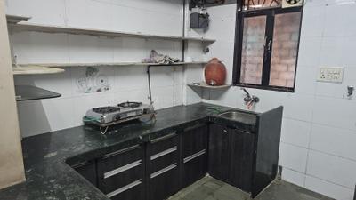 Kitchen Image of 300 Sq.ft 1 RK Apartment / Flat for rent in Ghatkopar East Mumbai for Rs. 25000