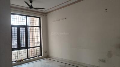 Living Room Image of 1200 Sq.ft 2.5 BHK Apartment / Flat for rent in Vaishali Ghaziabad for Rs. 32000