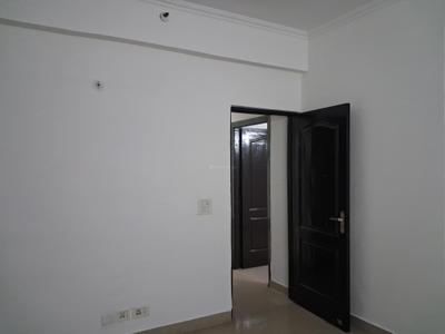 Bedroom Image of 945 Sq.ft 2 BHK Apartment / Flat for sale in Amrapali Zodiac, Sector 120 Noida for Rs. 9000000