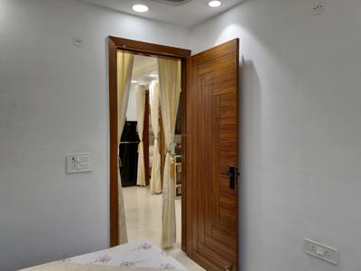 Bedroom Image of 810 Sq.ft 3 BHK Apartment / Flat for sale in Dwarka Mor New Delhi for Rs. 5500000