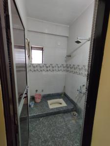 Bathroom Image of 1200 Sq.ft 3 BHK Apartment / Flat for rent in Zingabai Takli Nagpur for Rs. 16000