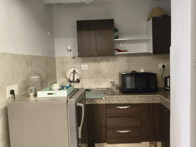 Kitchen Image of 494 Sq.ft 1 BHK Apartment / Flat for sale in Logix Blossom Zest, Sector 143 Noida for Rs. 4200000