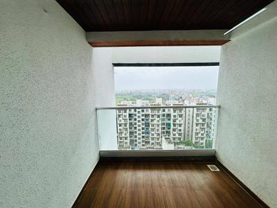 Balcony Image of 850 Sq.ft 2 BHK Apartment / Flat for rent in Basil Mondale, Mundhwa Pune for Rs. 30000