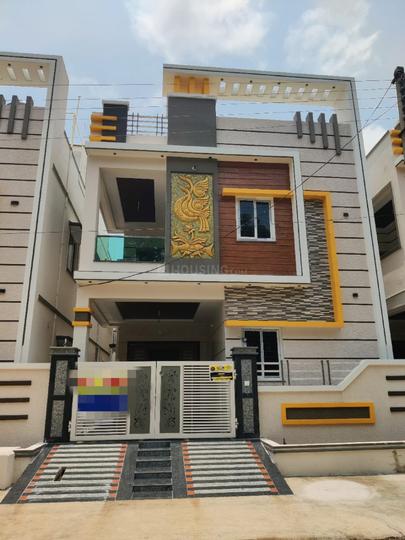 Golf Enclave, Yapral Main Image 1