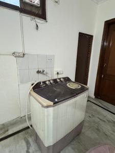 Kitchen Image of 2700 Sq.ft 2 BHK Independent House for rent in Sector 40 Gurgaon for Rs. 40000