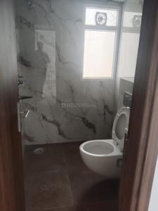 Bathroom Image of 1500 Sq.ft 3.5 BHK Apartment / Flat for rent in Express Zenith, Sector 77 Noida for Rs. 45000
