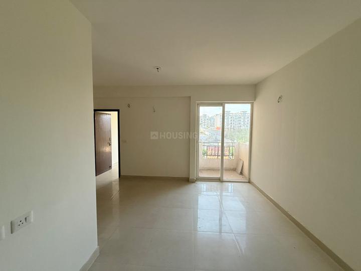 Signature Global Global Proxima II Main Image 1