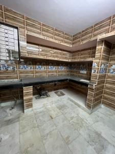 Kitchen Image of 360 Sq.ft 1 BHK Builder Floor for rent in Shalimar Bagh New Delhi for Rs. 12500