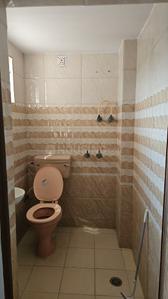 Bathroom Image of 700 Sq.ft 1 RK Independent House for rent in Shahganj Agra for Rs. 12000