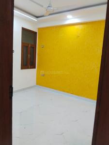 Bedroom Image of 900 Sq.ft 2 BHK Apartment / Flat for sale in Sector 73 Noida for Rs. 3350000