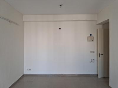 Living Room Image of 950 Sq.ft 2 BHK Apartment / Flat for sale in Jaypee Kosmos, Sector 134 Noida for Rs. 7500000