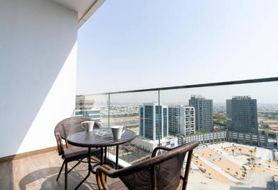Balcony Image of 505 Sq.ft Studio Apartment / Flat for sale in Business Bay Dubai for Rs. 27560000