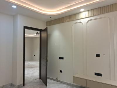 Bedroom Image of 1800 Sq.ft 3 BHK Builder Floor for sale in Paschim Vihar New Delhi for Rs. 35000000