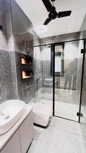 Bathroom Image of 1500 Sq.ft 3 BHK Builder Floor for sale in BPTP Astaire Garden Plots, Sector 70A Gurgaon for Rs. 17900000