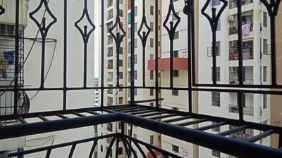 Balcony Image of 734 Sq.ft 2 BHK Apartment / Flat for sale in Mukundapur Kolkata for Rs. 6100000