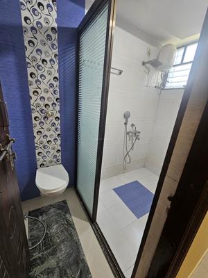 Bathroom Image of 1450 Sq.ft 3.5 BHK Apartment / Flat for rent in Grace Gilgal, KT Nagar Nagpur for Rs. 22000