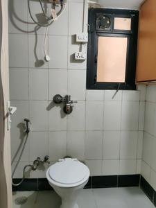 Common Bathroom Image of 800 Sq.ft 2 BHK Apartment / Flat for sale in Raunak Unnathi Woods Phase 4 and 5, Thane West Thane for Rs. 6800000