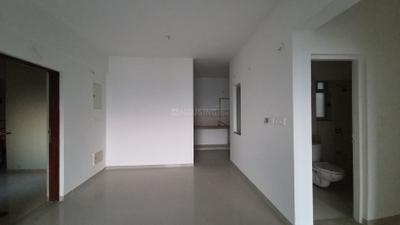 Living Room Image of 1080 Sq.ft 2 BHK Apartment / Flat for rent in Adani The Meadows, Shantigram Ahmedabad for Rs. 26500