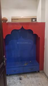 Bedroom Image of 2000 Sq.ft 3 BHK Builder Floor for rent in RWA Jitar Nagar Block C, Krishna Nagar New Delhi for Rs. 38000