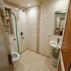 Image of 1300 Sq.ft 2 BHK Apartment / Flat for rent in Malabar Hill, Mumbai for Rs. 275000